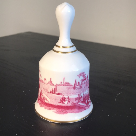 SPODE, for The Danbury Mint White and Pink Bell - Picture 3 of 8